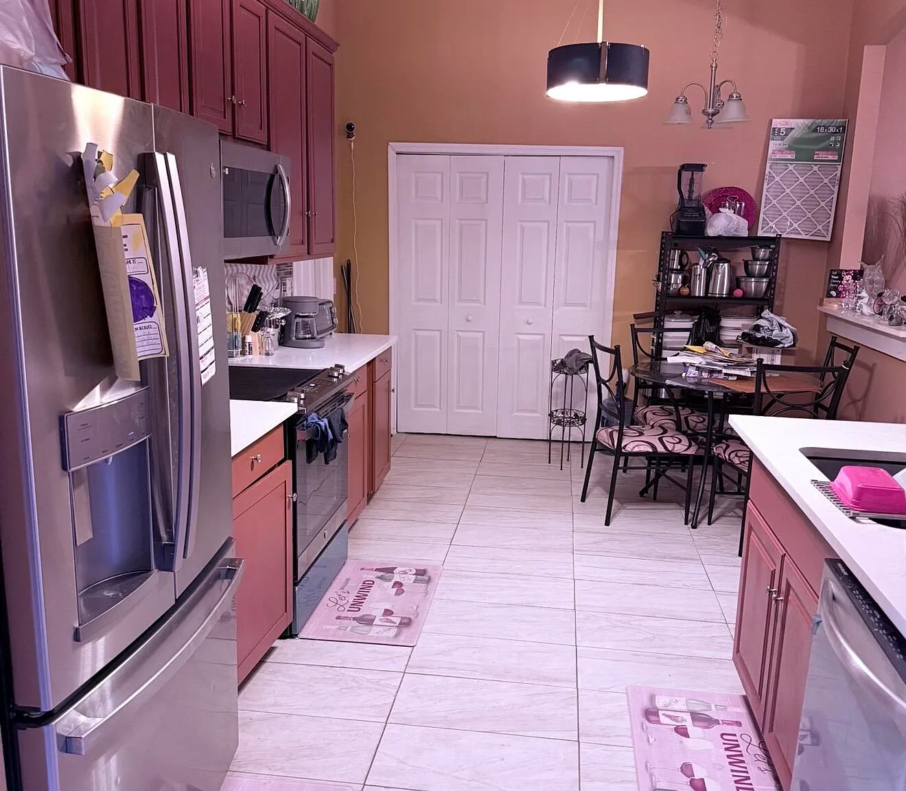 4 bed, 2.0 bath, 2020 sqft, $2,900 — Photo 3