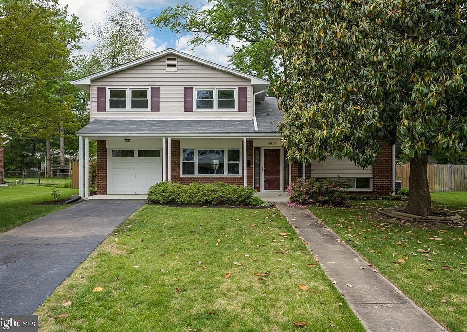 1st image of 8819 Camfield Dr