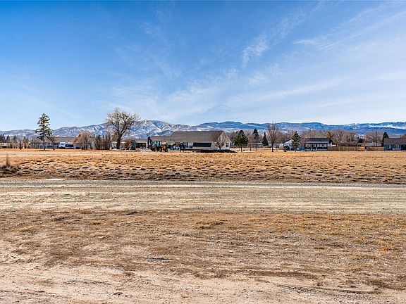 5th image of 18 Sharon Loop