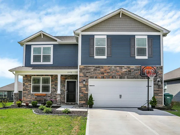 2972 W Patchwork Dr, Monrovia, IN 46157