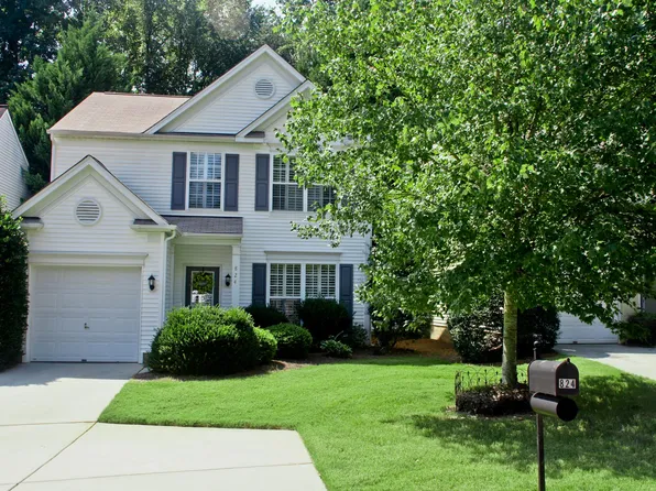 824 Autumn Rain Ln, Charlotte, NC 28209