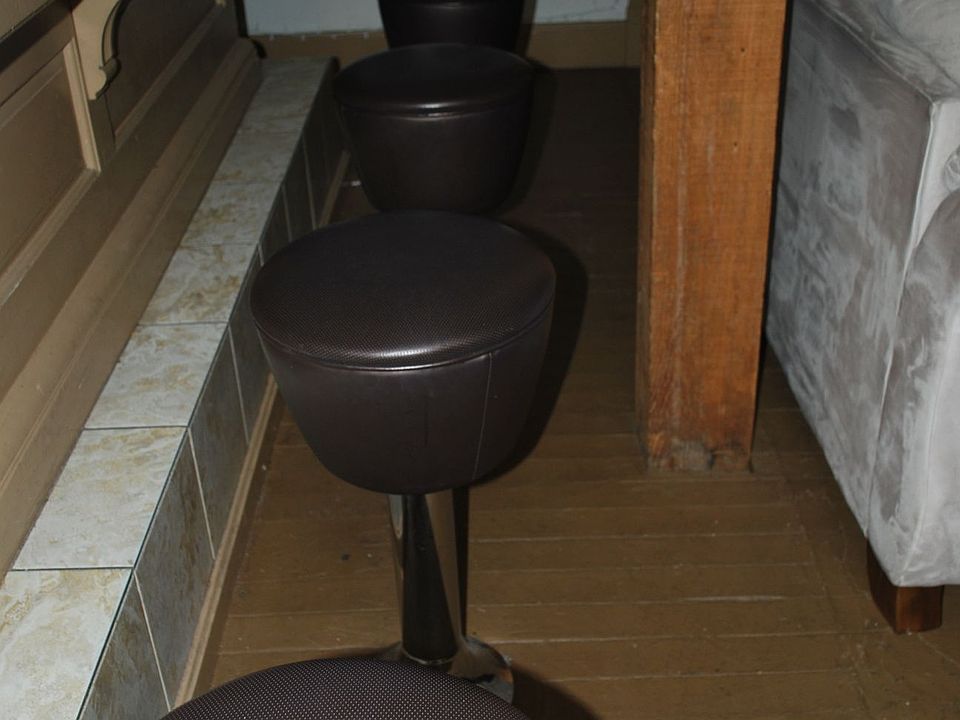 2nd image of 420 S Campbell Ave