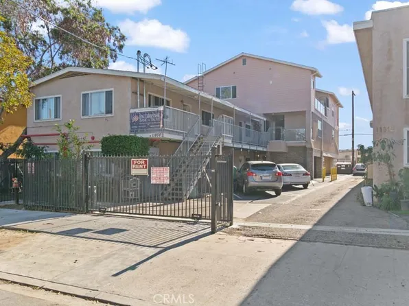 11808 Hart St, North Hollywood, CA 91605