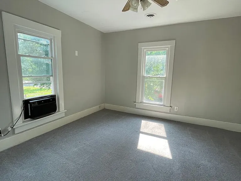 520 State St — Photo 10