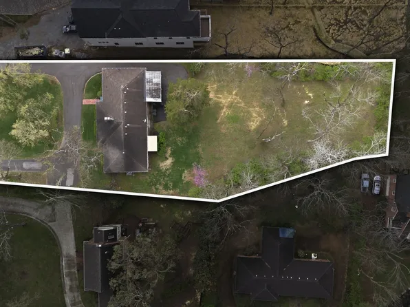 3802 Harding Pl, Nashville, TN 37215