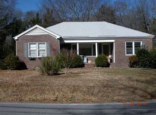 322 3rd Ave, Winder, GA 30680