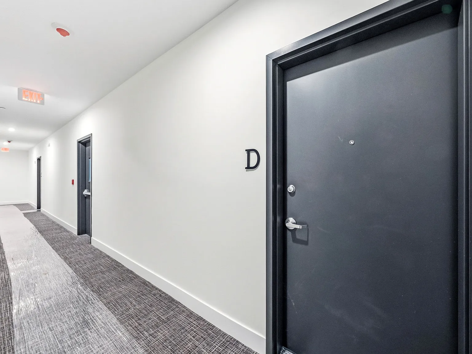 2 bed, 1500 sqft, $4,900 — Photo 2