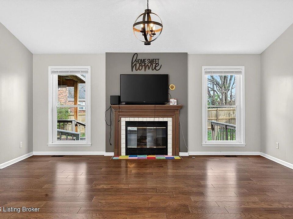 3414 Hunsinger Ln, Louisville, KY 40220 | MLS #1712230 | Zillow