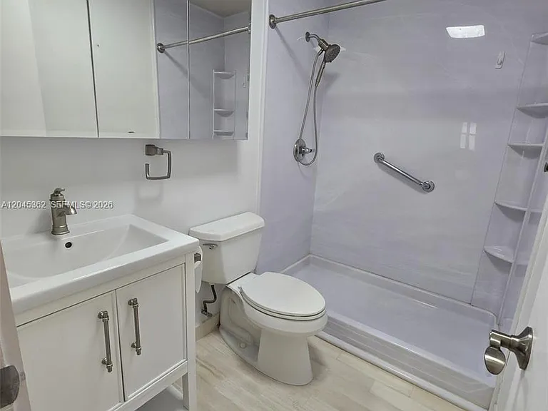 740 SW 99th Court Cir S — Photo 17