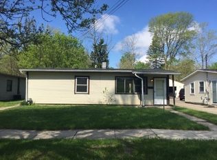 1114 S Clemens Ave, Lansing, MI 48912