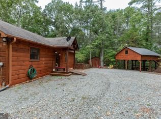 325 Pine Tree Dr, Blue Ridge, GA 30513