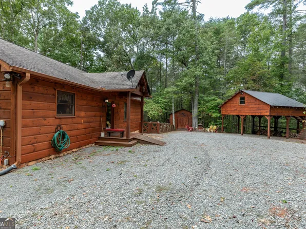 325 Pine Tree Dr, Blue Ridge, GA 30513