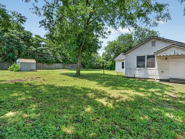 5301 Scoggins St — Photo 31