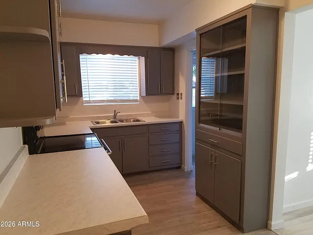 2 bed, 1116 sqft, $2,600 — Photo 2