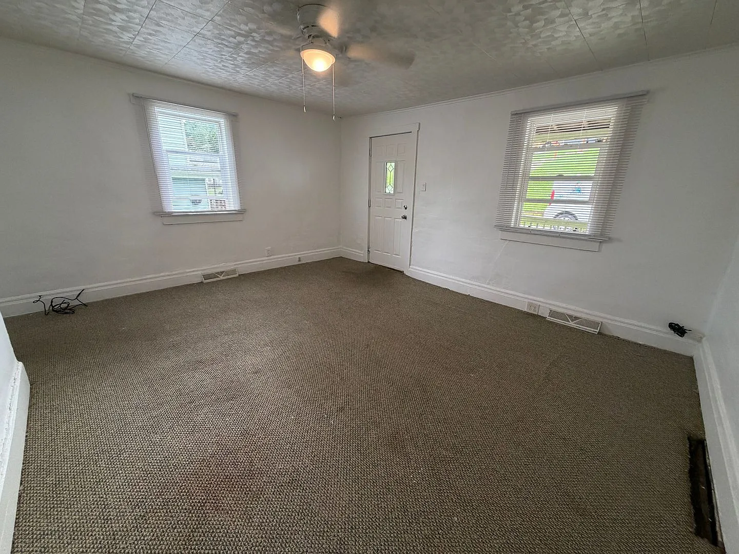 2 bedroom townhome in Bentworth School District! — Photo 4