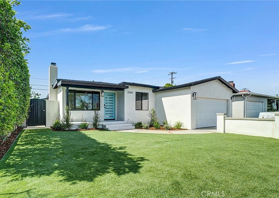 1st image of 22519 Evalyn Ave