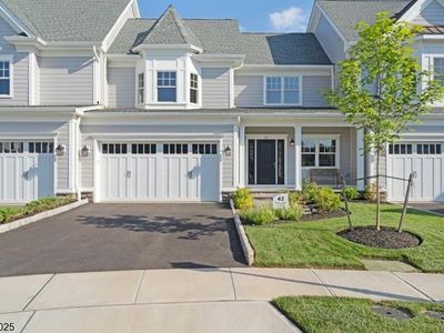42 Park View Dr, Warren, NJ, 07059