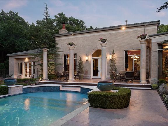 4th image of 10401 Pond Meadow Dr