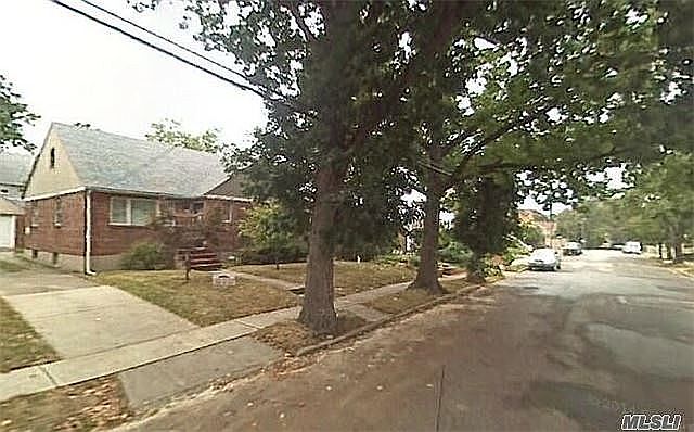 1st image of 2822 213th St