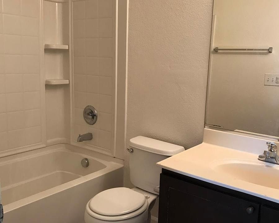 2nd image of 2323 Middlebury Way