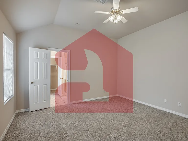2711 Silvertree Dr — Photo 26