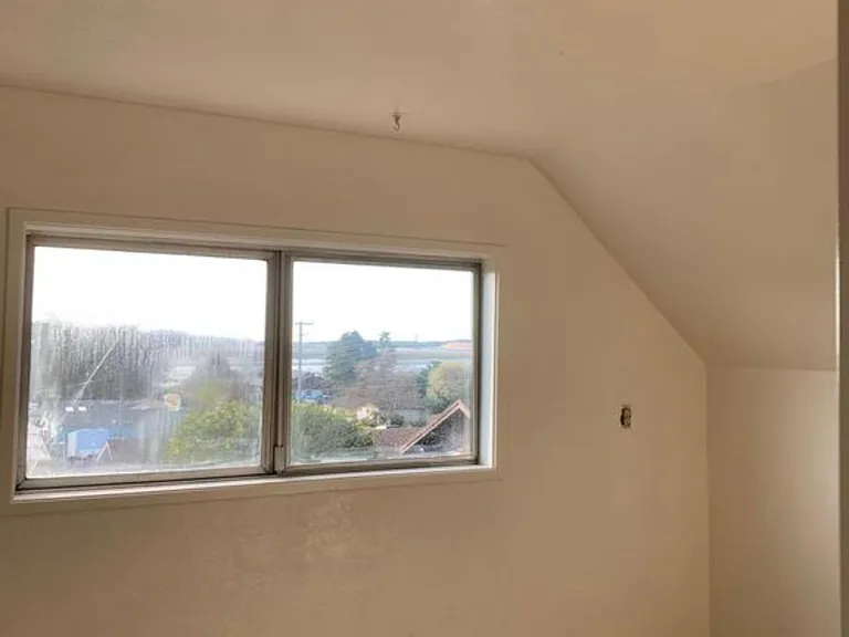 Upstairs bedroom