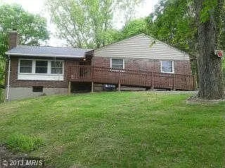 706 Magnolia Rd photo 1