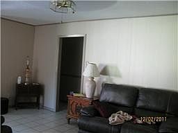 3rd image of 2507 Lynn Dr