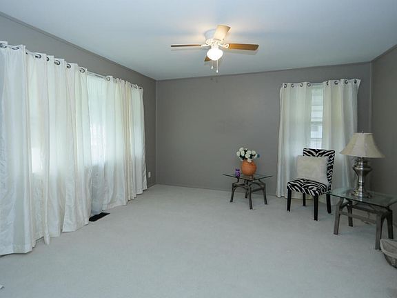 301 Parsonage-103