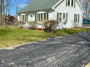 2305 Auburn Rd, Turner, ME 04282