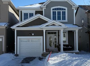 979 Shimmerton Cir, Ottawa, ON K2M0L4