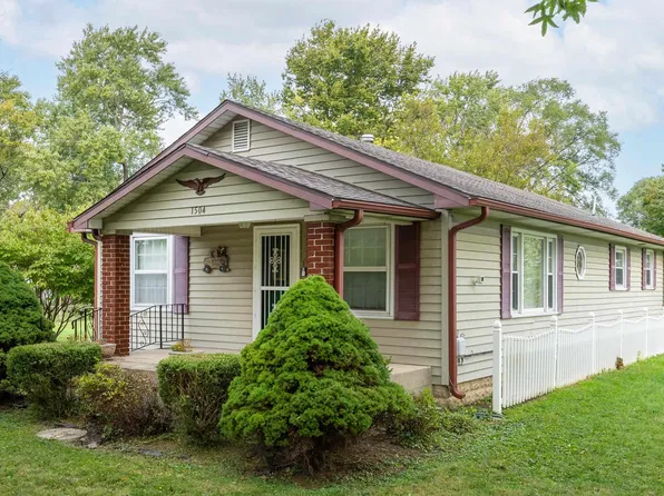 1504 E 22nd St, Muncie, IN 47302