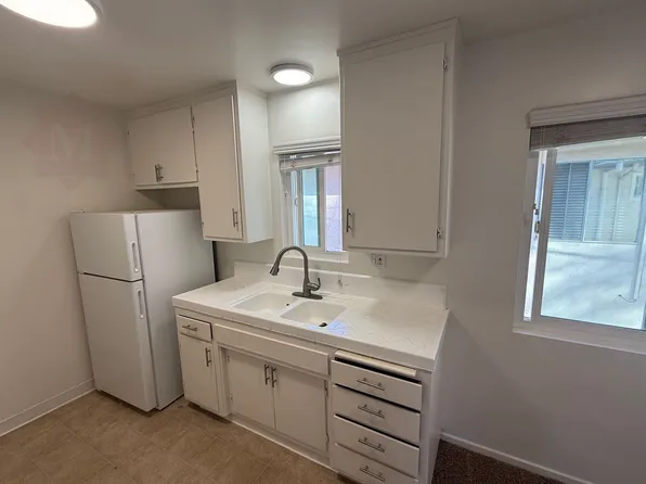 3446 Richland Dr APT 5, Santa Barbara, CA 93105