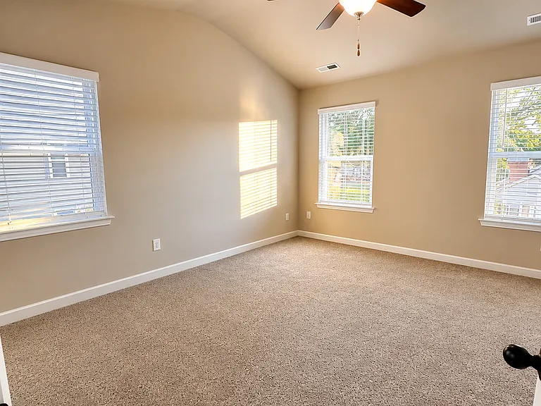 4725 Muskogee Dr — Photo 11