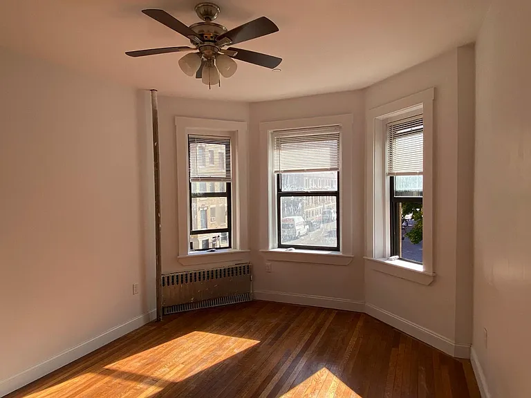 69 Gainsborough St #5 — Photo 13