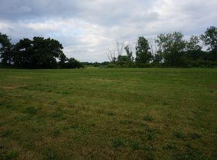 861 N Deerpath Rd, North Aurora, IL 60542