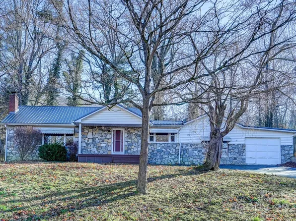 170 Birch Ln, Arden, NC 28704