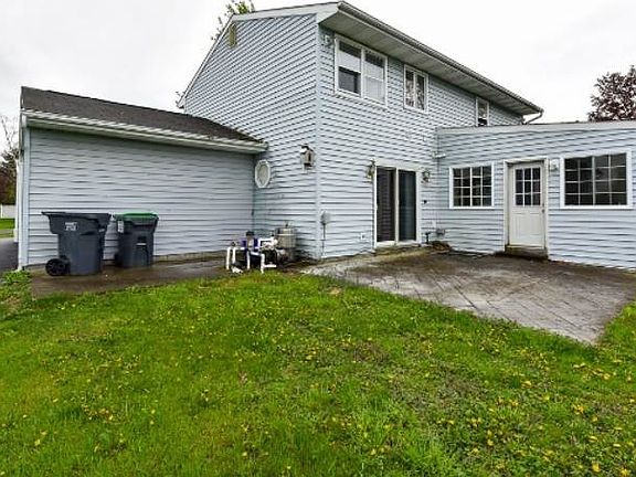 5th image of 16 Timber Dr