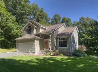 33 Bear Rock Rd, Durham, CT 06422