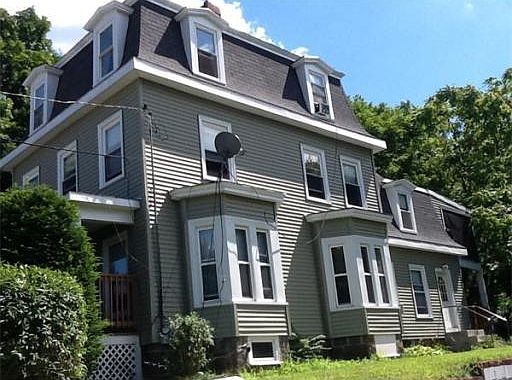2nd image of 150 Arlington St