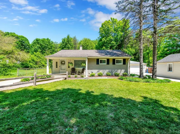 32180 Colfax St, Farmington Hills, MI 48336