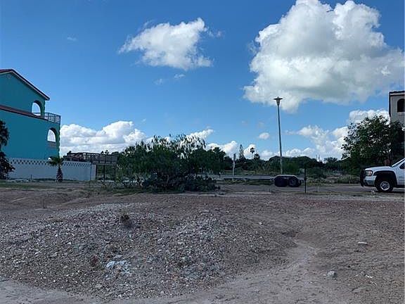 5th image of 1331 Harbor Island Dr