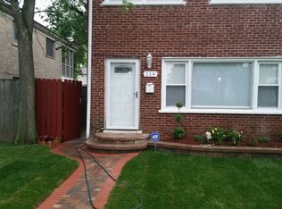 114 Washington Ave, Lagrange Hlds, IL 60525