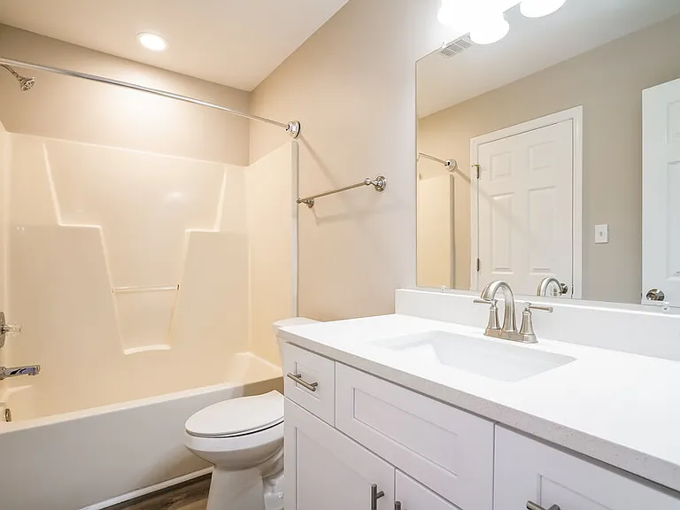 4909 Windblown Ct — Photo 12