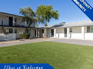 312 E Kinderman Dr, Avondale, AZ 85323