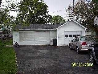 2nd image of 1435 Cherry St