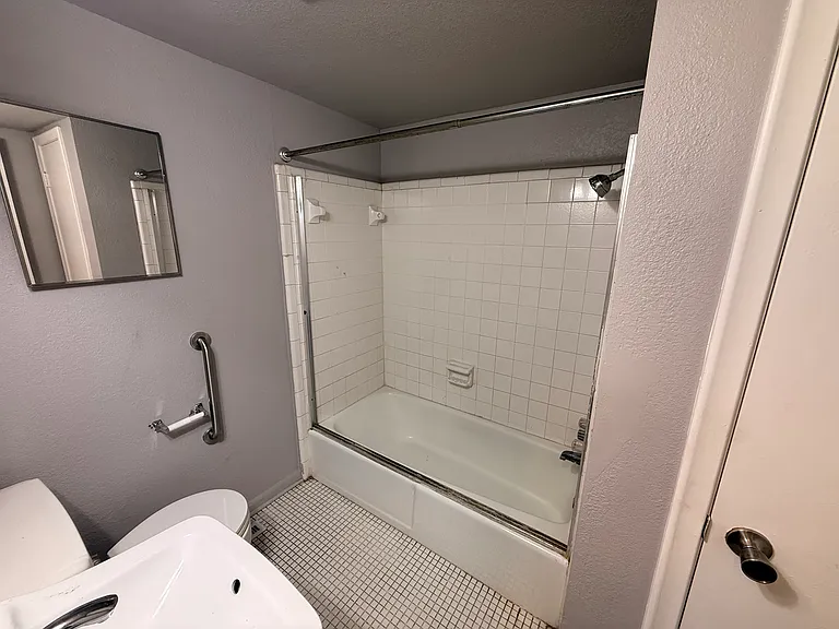 3469 Ridgecliffe Dr #1 — Photo 11