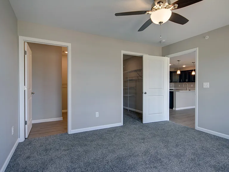 Middletown Place Apartments — Photo 11
