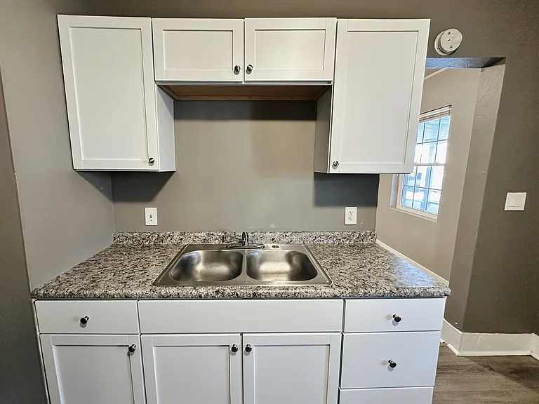 2120 Robin St #1 — Photo 8