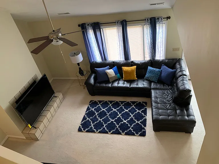219 Woods Edge Ct — Photo 6